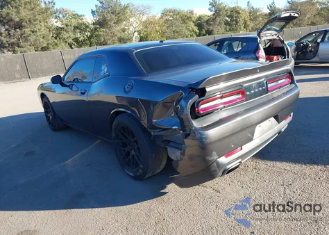 2019 Dodge Challenger Sxt z USA, uszkodzony, nr VIN 2C3CDZAG1KH731556
